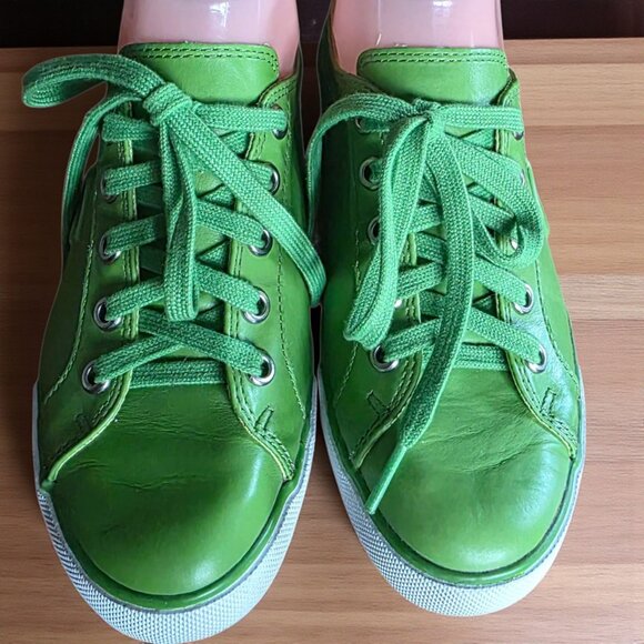COACH LEATHERWARE (3.5 / 5.5-6   ) Lime Green Leather Lace Up Sneakers - Picture 2 of 16